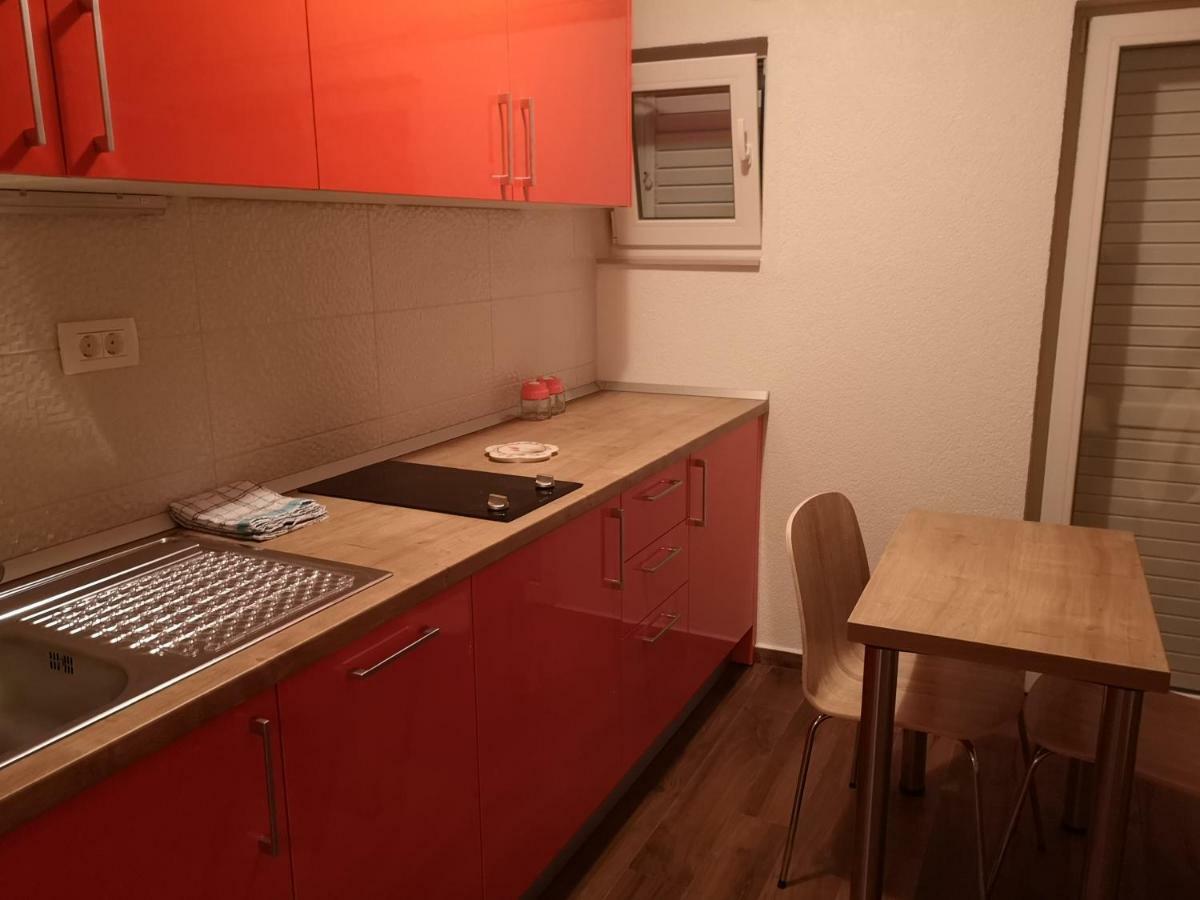 Apartmani Sea Baška Voda エクステリア 写真