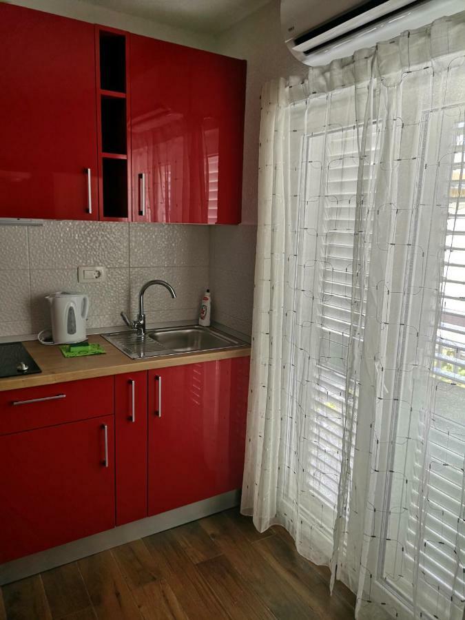 Apartmani Sea Baška Voda エクステリア 写真